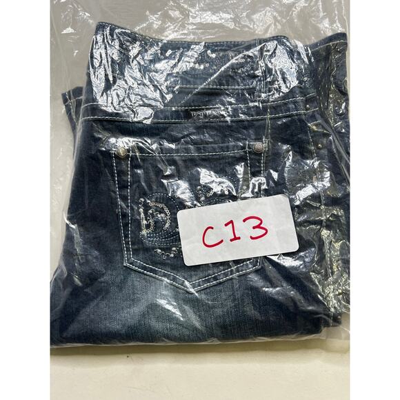 Y2K Trinity Ranch Women’s Jeans Sz 12 Dark Blue Bedazzled boho Western 30x31 - Picture 16 of 16